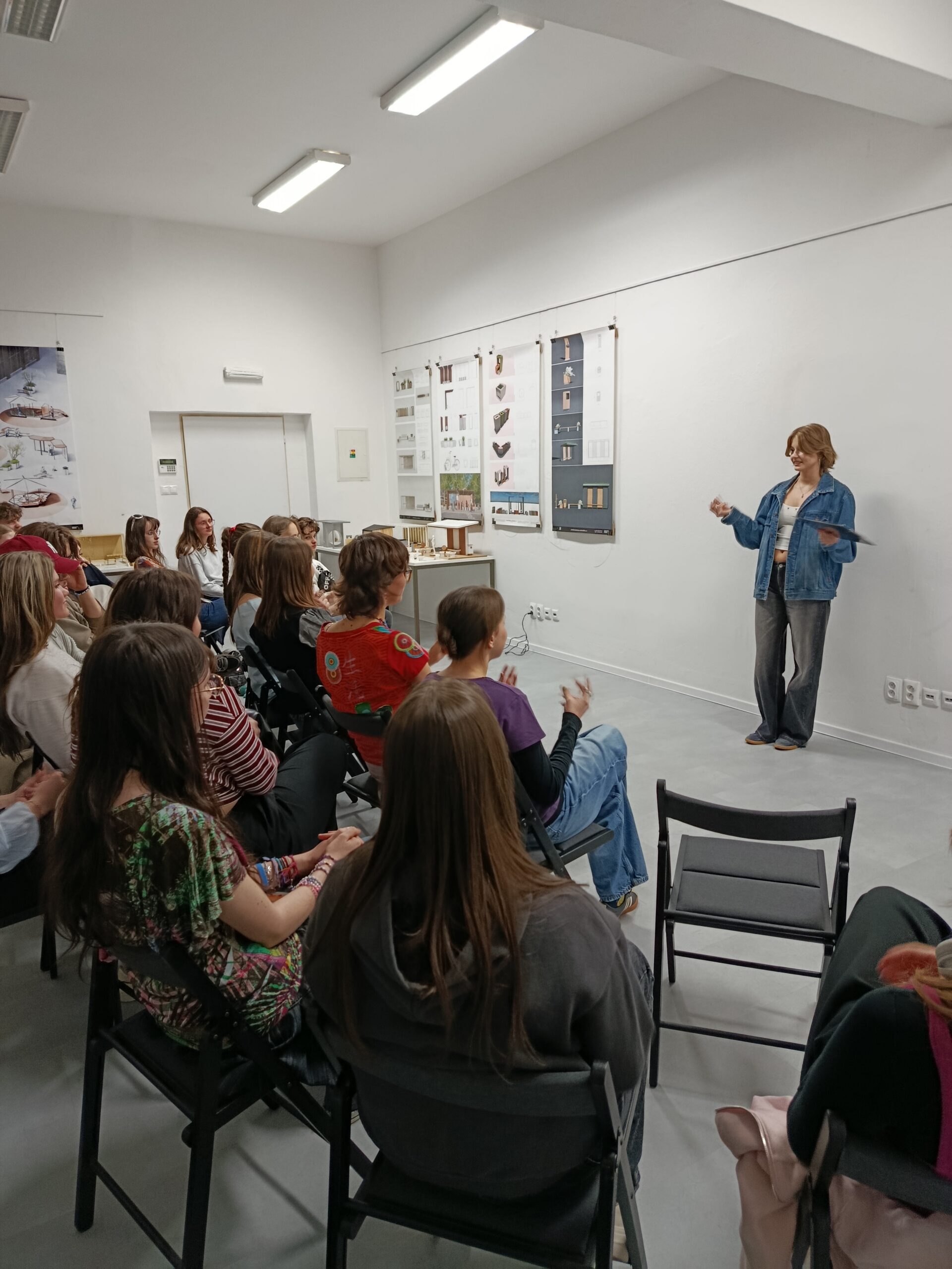 VEČER MLADÝCH POETOV